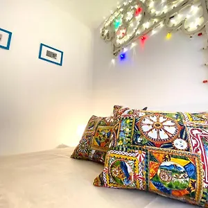 https://casa-vacanza-luminaria.sicilyhotelsitaly.net